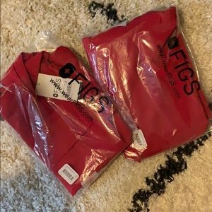 NWT Red Figs Set